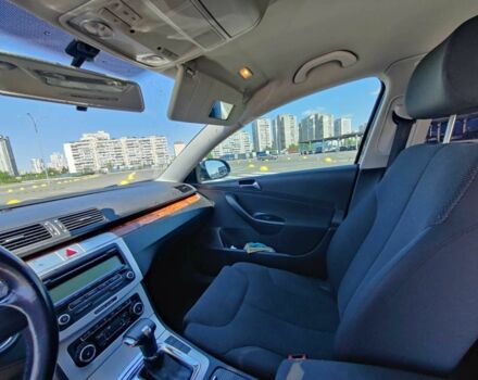 Черный Фольксваген Пассат, объемом двигателя 1.8 л и пробегом 315 тыс. км за 6999 $, фото 5 на Automoto.ua