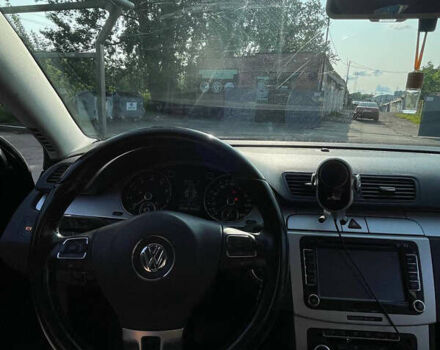 Черный Фольксваген Пассат, объемом двигателя 1.8 л и пробегом 208 тыс. км за 7000 $, фото 13 на Automoto.ua