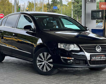 Черный Фольксваген Пассат, объемом двигателя 1.8 л и пробегом 255 тыс. км за 8999 $, фото 2 на Automoto.ua