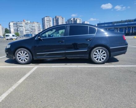 Черный Фольксваген Пассат, объемом двигателя 1.8 л и пробегом 315 тыс. км за 6999 $, фото 10 на Automoto.ua