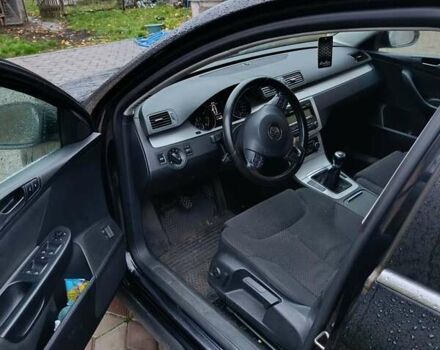 Черный Фольксваген Пассат, объемом двигателя 1.8 л и пробегом 297 тыс. км за 3500 $, фото 2 на Automoto.ua