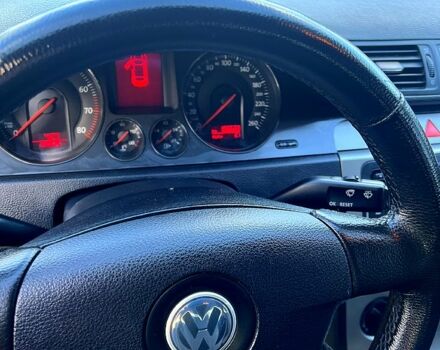 Черный Фольксваген Пассат, объемом двигателя 2 л и пробегом 195 тыс. км за 4700 $, фото 6 на Automoto.ua