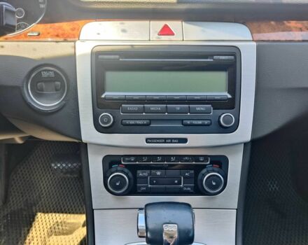 Черный Фольксваген Пассат, объемом двигателя 1.8 л и пробегом 315 тыс. км за 6999 $, фото 2 на Automoto.ua