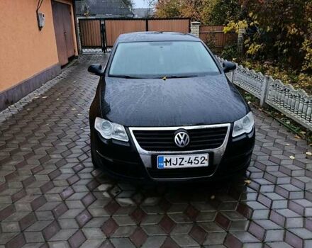 Черный Фольксваген Пассат, объемом двигателя 1.8 л и пробегом 297 тыс. км за 3500 $, фото 4 на Automoto.ua