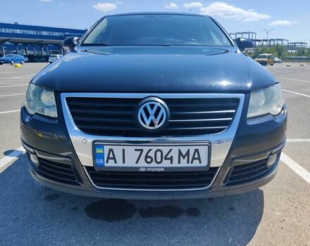 Черный Фольксваген Пассат, объемом двигателя 1.8 л и пробегом 315 тыс. км за 6999 $, фото 9 на Automoto.ua