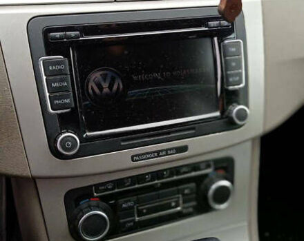 Чорний Фольксваген Пассат, об'ємом двигуна 1.8 л та пробігом 308 тис. км за 8000 $, фото 9 на Automoto.ua