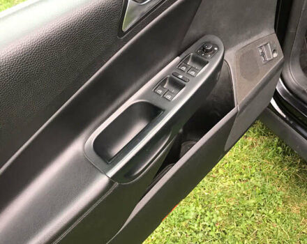 Черный Фольксваген Пассат, объемом двигателя 2 л и пробегом 274 тыс. км за 7200 $, фото 9 на Automoto.ua