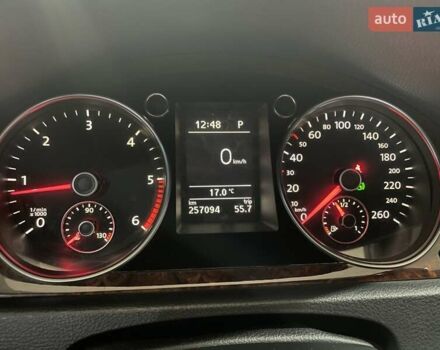Черный Фольксваген Пассат, объемом двигателя 1.97 л и пробегом 257 тыс. км за 9600 $, фото 15 на Automoto.ua