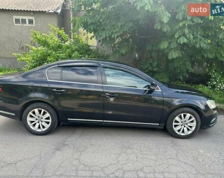 Черный Фольксваген Пассат, объемом двигателя 1.6 л и пробегом 277 тыс. км за 9700 $, фото 1 на Automoto.ua