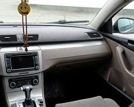 Чорний Фольксваген Пассат, об'ємом двигуна 1.8 л та пробігом 308 тис. км за 8000 $, фото 10 на Automoto.ua