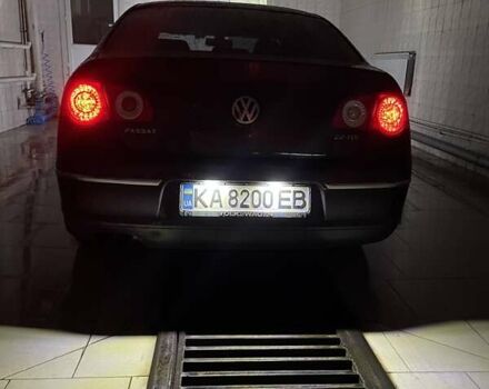 Черный Фольксваген Пассат, объемом двигателя 1.97 л и пробегом 257 тыс. км за 9600 $, фото 6 на Automoto.ua