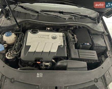 Черный Фольксваген Пассат, объемом двигателя 1.97 л и пробегом 257 тыс. км за 9600 $, фото 22 на Automoto.ua