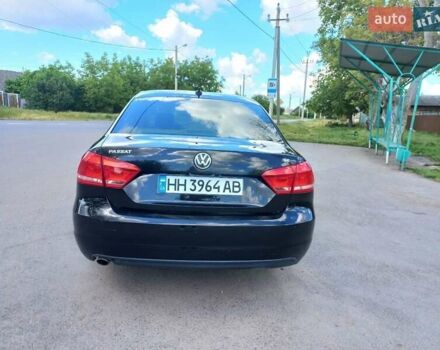 Черный Фольксваген Пассат, объемом двигателя 2.48 л и пробегом 199 тыс. км за 8400 $, фото 1 на Automoto.ua