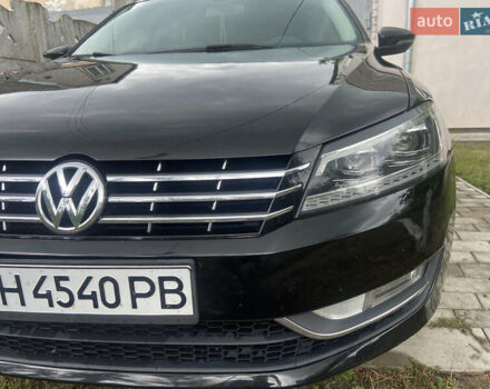 Черный Фольксваген Пассат, объемом двигателя 2.5 л и пробегом 215 тыс. км за 12000 $, фото 4 на Automoto.ua