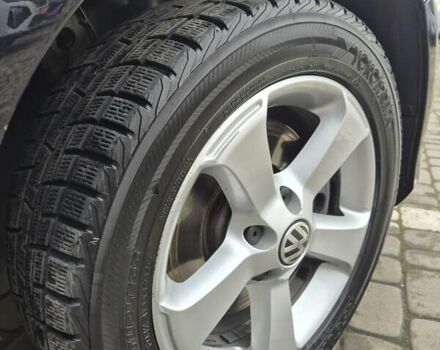 Черный Фольксваген Пассат, объемом двигателя 1.8 л и пробегом 198 тыс. км за 10999 $, фото 24 на Automoto.ua