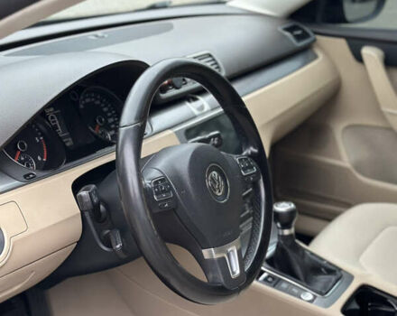 Черный Фольксваген Пассат, объемом двигателя 1.97 л и пробегом 276 тыс. км за 9650 $, фото 18 на Automoto.ua