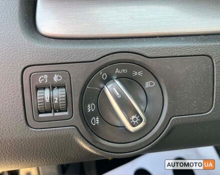 Черный Фольксваген Пассат, объемом двигателя 1.8 л и пробегом 153 тыс. км за 10600 $, фото 11 на Automoto.ua