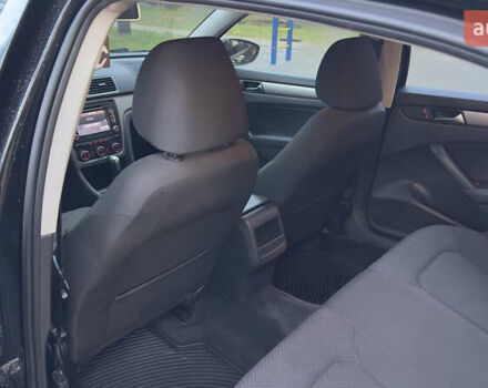 Черный Фольксваген Пассат, объемом двигателя 2.5 л и пробегом 210 тыс. км за 9699 $, фото 22 на Automoto.ua