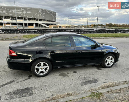 Черный Фольксваген Пассат, объемом двигателя 1.6 л и пробегом 248 тыс. км за 10000 $, фото 2 на Automoto.ua