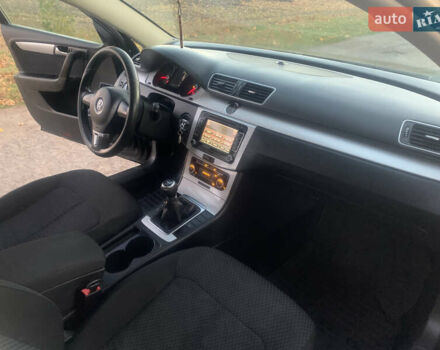 Чорний Фольксваген Пассат, об'ємом двигуна 1.8 л та пробігом 262 тис. км за 6499 $, фото 11 на Automoto.ua