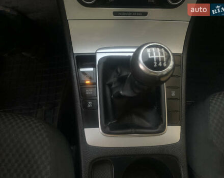 Чорний Фольксваген Пассат, об'ємом двигуна 1.8 л та пробігом 262 тис. км за 6499 $, фото 13 на Automoto.ua