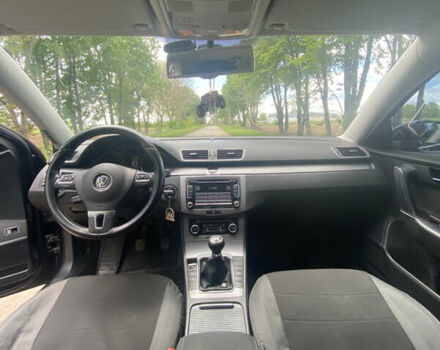 Черный Фольксваген Пассат, объемом двигателя 1.8 л и пробегом 160 тыс. км за 9000 $, фото 6 на Automoto.ua