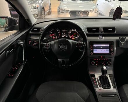 Чорний Фольксваген Пассат, об'ємом двигуна 1.8 л та пробігом 196 тис. км за 8900 $, фото 11 на Automoto.ua