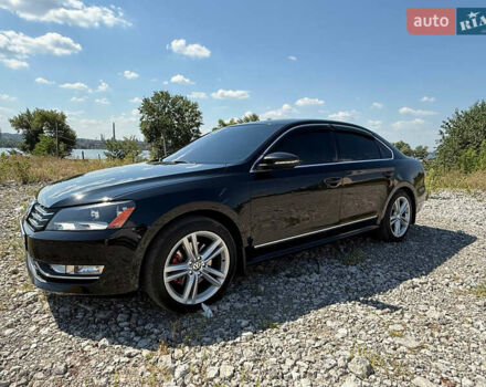 Черный Фольксваген Пассат, объемом двигателя 1.97 л и пробегом 211 тыс. км за 11000 $, фото 6 на Automoto.ua
