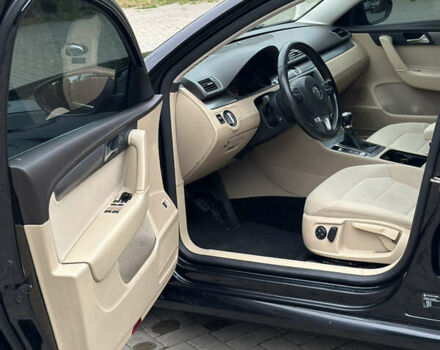 Черный Фольксваген Пассат, объемом двигателя 1.97 л и пробегом 276 тыс. км за 9650 $, фото 25 на Automoto.ua