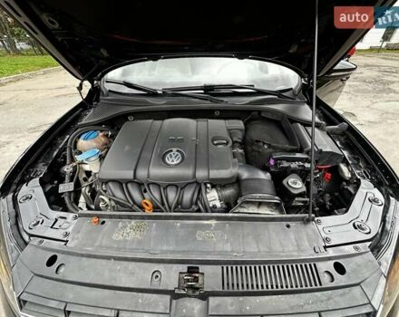 Черный Фольксваген Пассат, объемом двигателя 2.5 л и пробегом 216 тыс. км за 9999 $, фото 37 на Automoto.ua