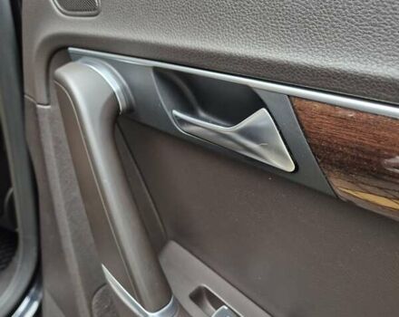 Черный Фольксваген Пассат, объемом двигателя 1.8 л и пробегом 198 тыс. км за 10999 $, фото 54 на Automoto.ua