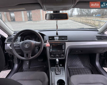 Черный Фольксваген Пассат, объемом двигателя 2.48 л и пробегом 330 тыс. км за 8000 $, фото 10 на Automoto.ua