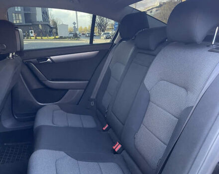 Черный Фольксваген Пассат, объемом двигателя 1.6 л и пробегом 299 тыс. км за 9499 $, фото 13 на Automoto.ua