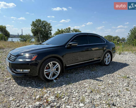 Черный Фольксваген Пассат, объемом двигателя 1.97 л и пробегом 211 тыс. км за 11000 $, фото 1 на Automoto.ua
