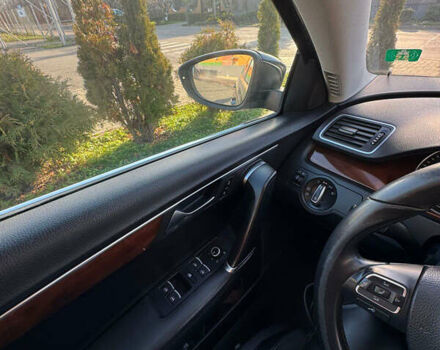 Черный Фольксваген Пассат, объемом двигателя 1.97 л и пробегом 243 тыс. км за 11400 $, фото 17 на Automoto.ua