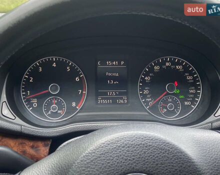 Черный Фольксваген Пассат, объемом двигателя 2.5 л и пробегом 215 тыс. км за 12000 $, фото 18 на Automoto.ua