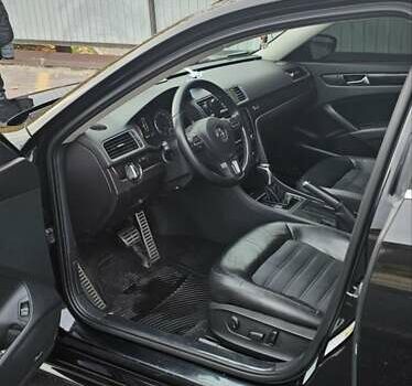 Черный Фольксваген Пассат, объемом двигателя 2.5 л и пробегом 260 тыс. км за 10600 $, фото 8 на Automoto.ua