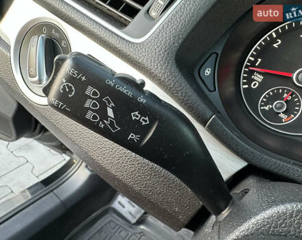 Черный Фольксваген Пассат, объемом двигателя 2.48 л и пробегом 170 тыс. км за 10200 $, фото 26 на Automoto.ua
