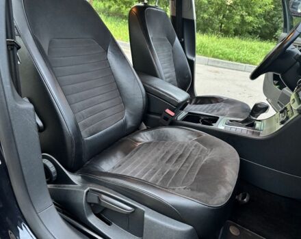 Чорний Фольксваген Пассат, об'ємом двигуна 2 л та пробігом 170 тис. км за 10999 $, фото 13 на Automoto.ua