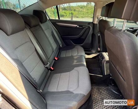 Черный Фольксваген Пассат, объемом двигателя 1.8 л и пробегом 153 тыс. км за 10600 $, фото 24 на Automoto.ua