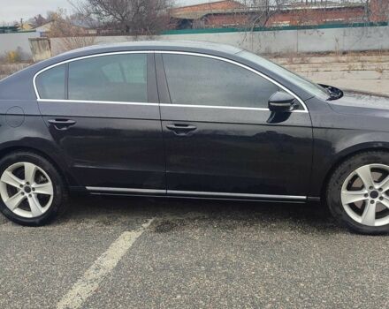 Черный Фольксваген Пассат, объемом двигателя 2 л и пробегом 324 тыс. км за 7500 $, фото 4 на Automoto.ua