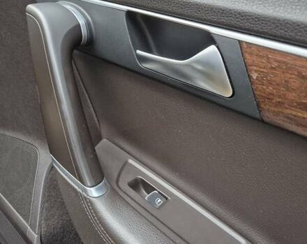 Черный Фольксваген Пассат, объемом двигателя 1.8 л и пробегом 198 тыс. км за 10999 $, фото 61 на Automoto.ua