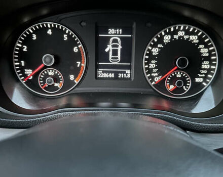 Черный Фольксваген Пассат, объемом двигателя 2.48 л и пробегом 230 тыс. км за 10000 $, фото 10 на Automoto.ua