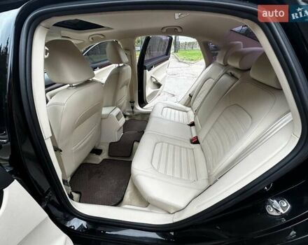 Черный Фольксваген Пассат, объемом двигателя 2.5 л и пробегом 216 тыс. км за 9999 $, фото 33 на Automoto.ua