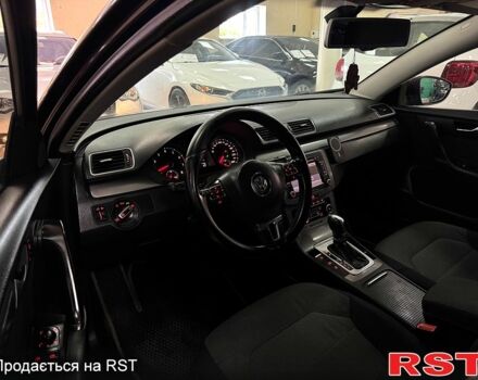 Черный Фольксваген Пассат, объемом двигателя 1.8 л и пробегом 196 тыс. км за 8900 $, фото 8 на Automoto.ua