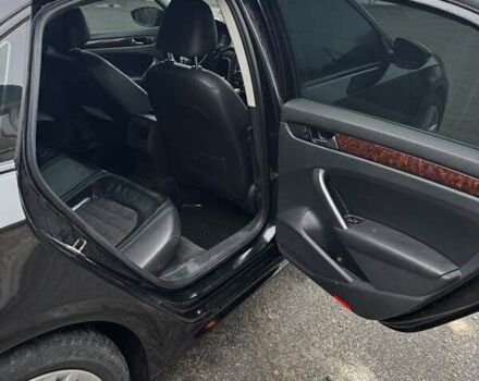 Черный Фольксваген Пассат, объемом двигателя 2.5 л и пробегом 388 тыс. км за 8900 $, фото 7 на Automoto.ua