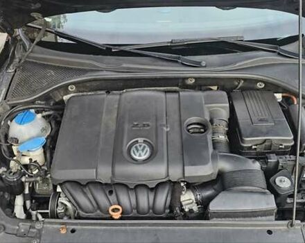 Черный Фольксваген Пассат, объемом двигателя 2.5 л и пробегом 260 тыс. км за 10600 $, фото 13 на Automoto.ua