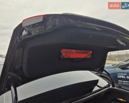 Черный Фольксваген Пассат, объемом двигателя 1.8 л и пробегом 198 тыс. км за 10999 $, фото 69 на Automoto.ua