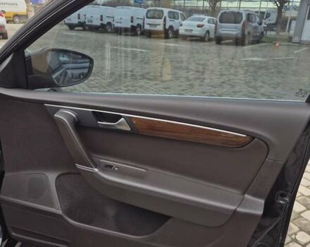 Черный Фольксваген Пассат, объемом двигателя 1.8 л и пробегом 198 тыс. км за 10999 $, фото 60 на Automoto.ua