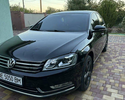Черный Фольксваген Пассат, объемом двигателя 1.8 л и пробегом 245 тыс. км за 11500 $, фото 7 на Automoto.ua